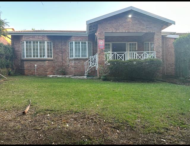 3 BEDROOM SIMPLEX TO LET IN UMTENTWENI